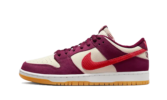 SB Dunk Low Skake Like A Girl Bordeaux