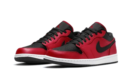 Air Jordan 1 Low Reverse Bred Pebbled Swoosh - 553558-605