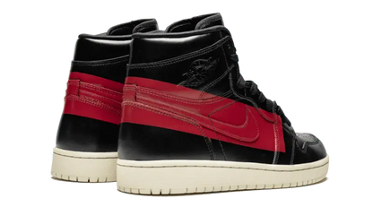 Air Jordan 1 Retro High OG Defiant Couture