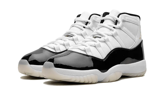 Jordan 11 rouge et top noir
