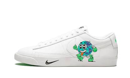 Nike Blazer Low Flyleather Earth Day Steven Harrington - CI5546-100