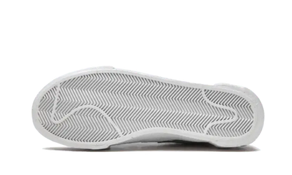 Nike Blazer Low Sacai Medium Grey Classic Green - DD1877-001