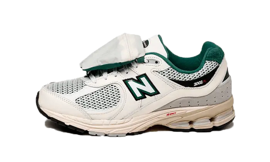 New Balance 2002R Sea Salt Vintage Teal