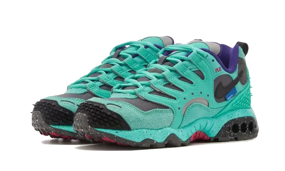 Nike Air Terra Humara Undefeated Light Menta