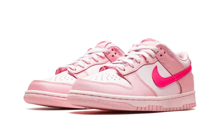 Nike Dunk Low Triple Pink (Barbie)