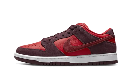 Nike SB Dunk Low Cherry