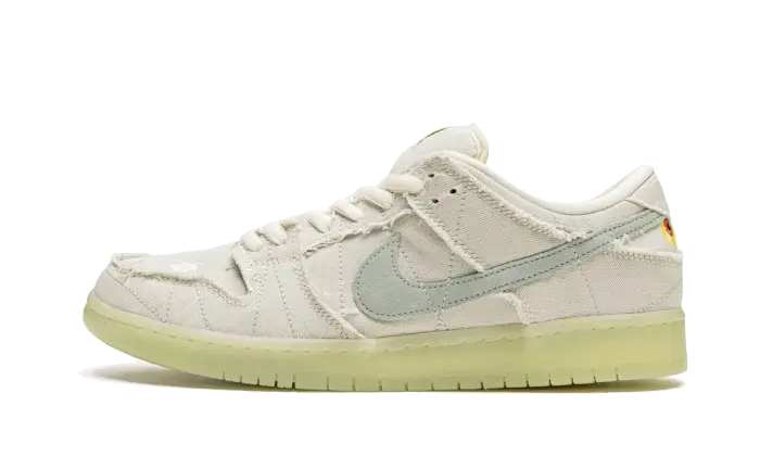 Nike SB Dunk Low Mummy - DM0774-111