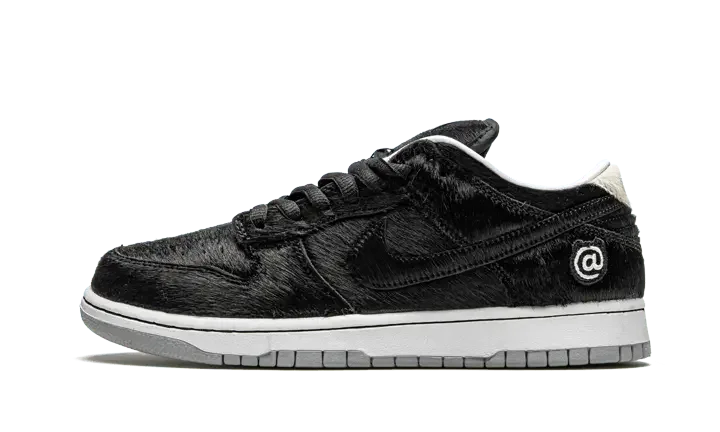 SB Dunk Low BE@RBRICK Medicom Toy
