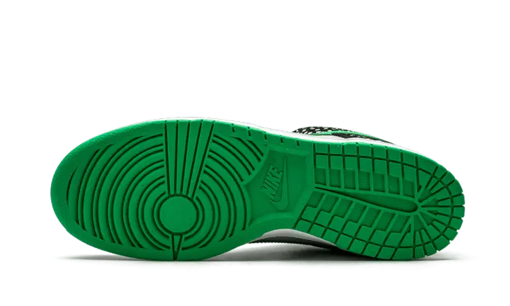 Nike SB Dunk Low Loon MTHOR SHOP