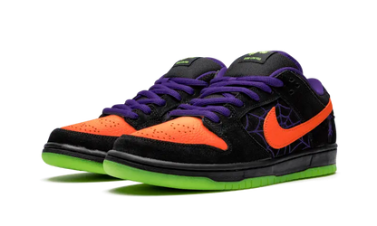 Nike SB Dunk Low “Night of Mischief” - BQ6817 006